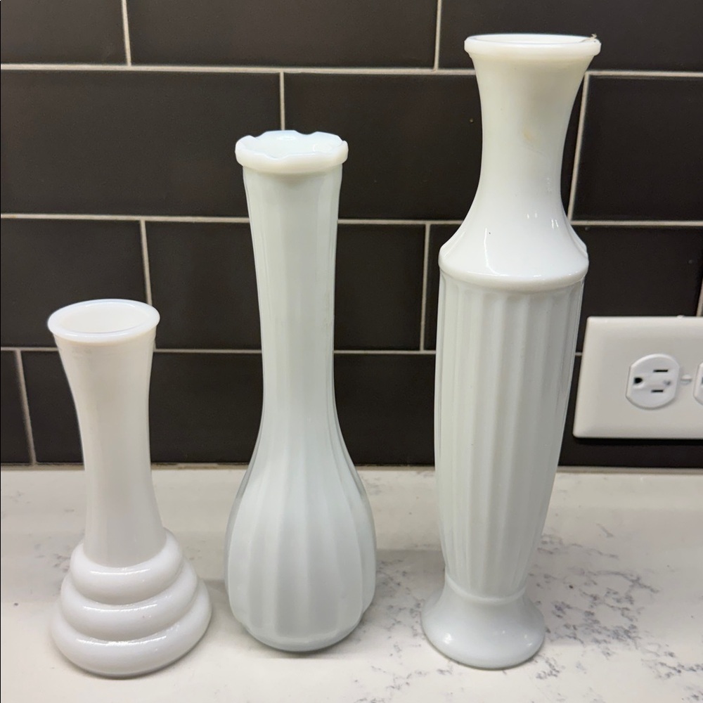 Set Of 3 Elegant White Milk Glass Rose Bud  Vases.